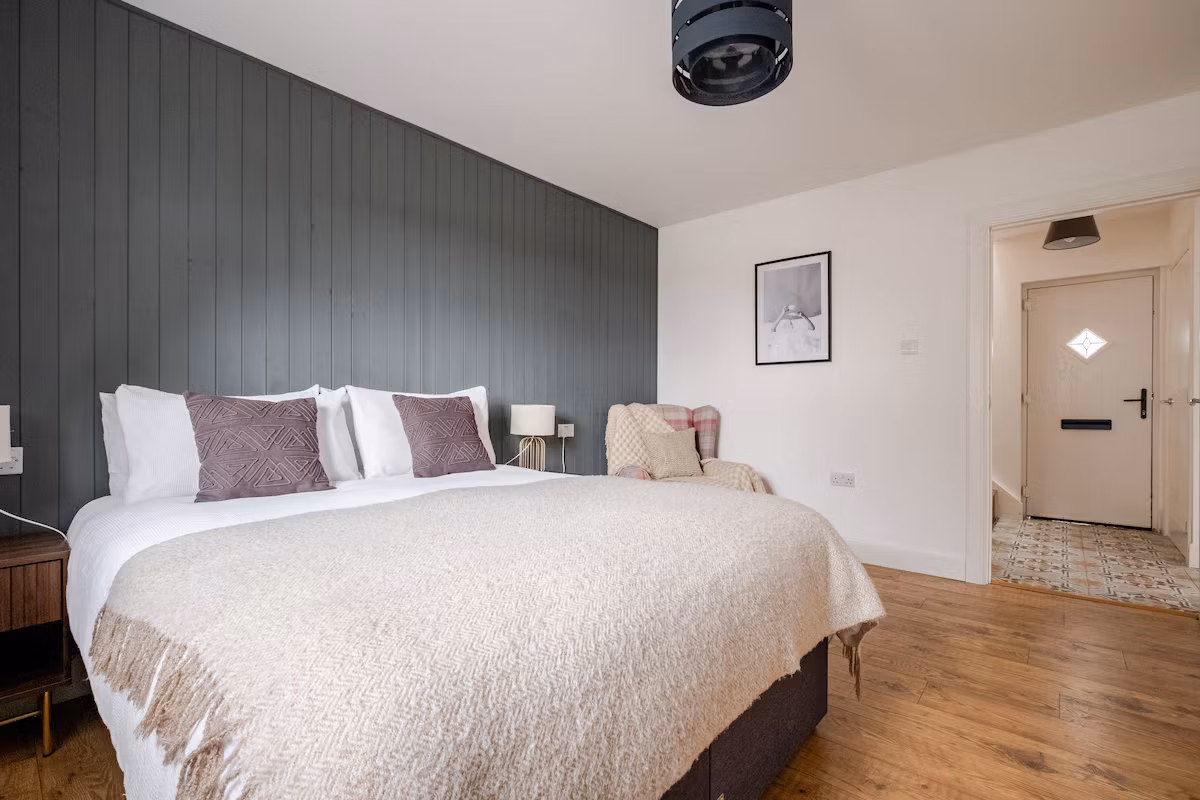 Bedroom in Hillside House